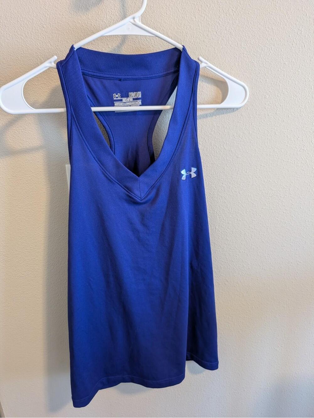 Underarmour Women's Tank Size M Blue Razor Back Athletic Top Workout EUC